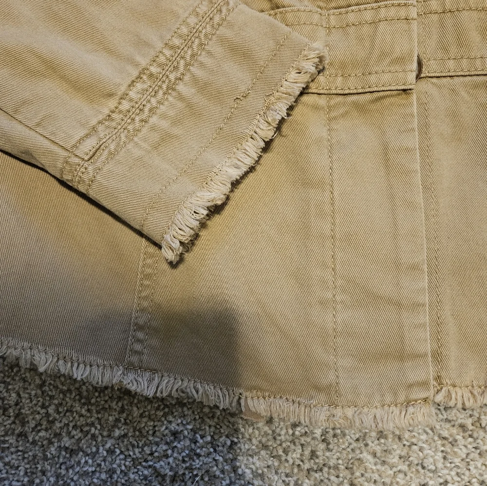 Loft Jacket - Picture 2 of 3